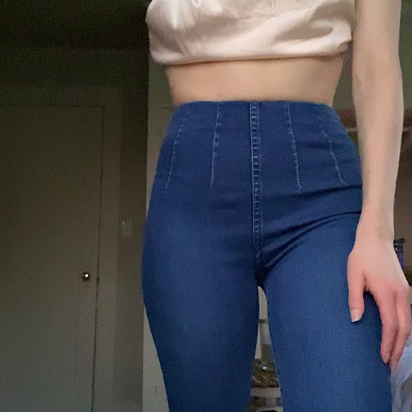 Free People Ultra-High Pull-on Crop Jeans (size: 25) - Picture 10 of 11